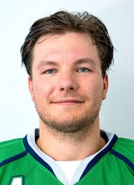 Player photos for the 2013-14 Weyburn Red Wings at hockeydb.com