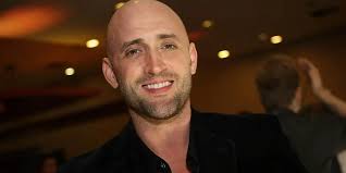 Musa de escola de samba morre após desfile