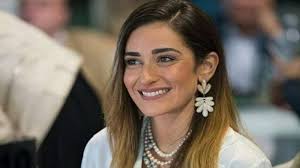 1,146,404 likes · 232,773 talking about this. Ø£Ù…ÙŠÙ†Ø© Ø®Ù„ÙŠÙ„ Ø³Ù…Ø§ ÙØªØ§Ø© Ø¨Ø§Ø±Ø¯Ø© ÙˆÙ†Ù‚Ù„ØªÙ†ÙŠ Ù„Ù…Ù†Ø·Ù‚Ø© Ø¬Ø¯ÙŠØ¯Ø© ÙÙŠ Ù‚Ø§Ø¨ÙŠÙ„