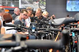 Pour la prochaine édition du salon du 2 roues de lyon 2022, l'équipe voit les choses en grand et se positionne déjà sur un évènement hybride ! Guide Sur L Eurobike L Incontournable Salon Velo Europeen