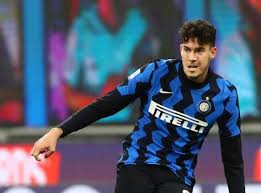 His current girlfriend or wife, his salary and. Fifa 21 Anche Bastoni Tra Le Future Stars Spunta Un Secondo Dalot Esports Calciomercato Com