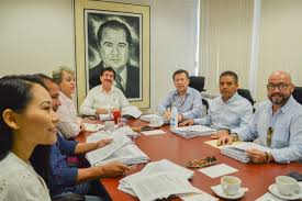No es un lugar común afirmar. Se Reunen Antonio Helguera Jimenez Y Veronica Munoz Parra Acuerdan La Sesion Permanente Acapulco Guerrero