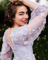 Erin Lefler's Instagram, Twitter & Facebook