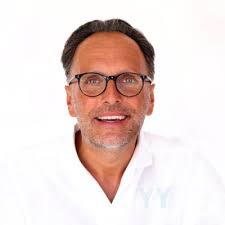 ALEXANDER HASSENSTEIN (@hassensteinalex)