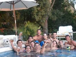 Offizieller account von philipp lahm official account of philipp lahm. Fc Bayern Munchen So Wohnen Die Fc Bayern Spieler Wohnen