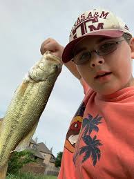 Hillary Branham (@hillary_branham)