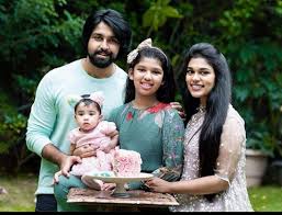 Kalyaan Dhev Wiki Wife Height Age Family Biography More Famous People Wiki Hi kalyan you look really handsome i think telugu film industry is looking for a handsome guy like. kalyaan dhev wiki wife height age