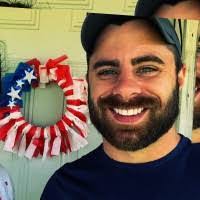 Christopher Edmunds's Instagram, Twitter & Facebook