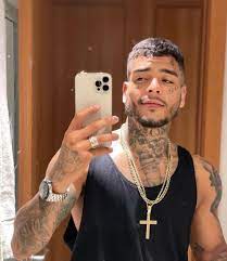 Listen to corpo sensual on spotify. Brazilian Singer Mc Kevin 23 Falls To Death From Fifth Floor Hotel Room Just Two Weeks After Marrying Girlfriend
