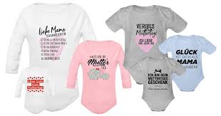 So könnt ihr sicher sein, dass ihr genug zeit habt, dieses jahr das perfekte geschenk für eure mutter zu schaffen! Geschenk Zum Ersten Muttertag Ein Susser Baby Strampler Dad S Life