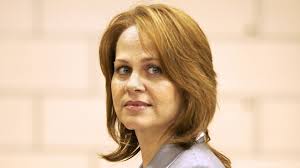  Rhonda Pearlman The Assistant Da Mcnulty Had A Brief Fling With Her In Season 1 But Uses Her Resources Throughout The S The Wire Hbo The Wire Tv Series Hbo