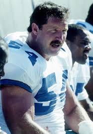 Hall of Fame and Super Bowl champion, the “MANSTER” Randy White…. 🇺🇸⭐️🏈￼