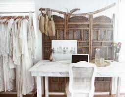 Bohemian Home Office Boho Whitewash Wood Desk Vintage Style Decor Screen Driftwood Home Vintage House Vintage Style Decorating