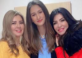 لقاء سويدان وابنتها تتحدثان عن التحديات في «ضد مجهول». Ù„Ù‚Ø§Ø¡ Ø³ÙˆÙŠØ¯Ø§Ù† Ø¨Ù†ØªÙŠ ÙˆØ±Ø§Ù†ÙŠØ§ ÙØ±ÙŠØ¯ Ø´ÙˆÙ‚ÙŠ Ø¨ÙŠØªÙÙ‚ÙˆØ§ Ø¹Ù„ÙŠØ§ ØµÙˆØ± Ø§Ù„ÙÙ† Ø¬Ø±ÙŠØ¯Ø© Ø§Ù„Ø·Ø±ÙŠÙ‚