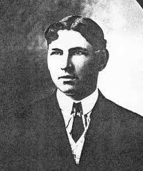 Carolyn Stice's Instagram, Twitter & Facebook