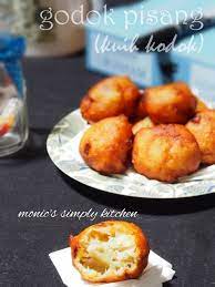 Demikian juga dengan waktu yang diperlukan untuk memasakan makanan ini. Godok Pisang Kuih Kodok Deep Fried Banana Balls Monic S Simply Kitchen