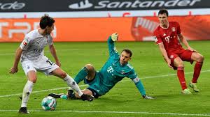 Der fc bayern gewinnt auch sein drittes testspiel nicht. Fc Bayern Munchen Verliert In Gladbach Die Probleme Des Rekordmeisters Der Spiegel