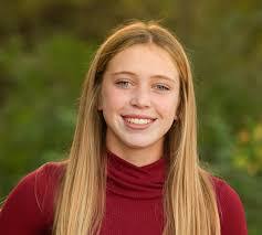 Andrea Matthias's Instagram, Twitter & Facebook