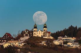 Nach dem letzten supermond im märz ist dieser. Xo0g9e3pdci89m