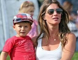 Qui est tom brady, champion du super bowl et chéri de gisele bündchen ? Benjamin Brady Wiki Tom Brady S Son Age Biography Family More