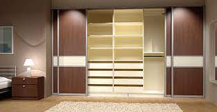 Wähle dann lieber einen kleinen schrank und ergänze ihn mit passenden kommoden. Schranksysteme Furs Schlafzimmer Nach Mass Konfigurieren Deinschrank De