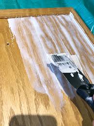 This poses a bit of a challenge if you want to hide the grain completely. How To Hide Wood Grain When Painting Oak Lemons Lavender Laundry