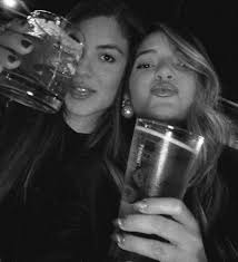 Sara Elena Rincón (@itssariele) • Instagram photos and videos