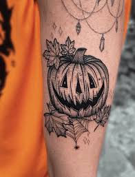 My artist is fantastic, and did a great job of talking me through the pain of the outline, and was super awesome about clean. Tattoo Healing Timeline How To Deal With A Fresh Tattoo Tattoo Stylist