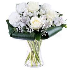 A white bouquet of flowers dream is a harbinger for your strict self discipline. The Meaning Of Flowers In Our Dreams Floraqueen