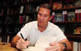 His depictions of intense—and at times agonizing—courtships and torturous heartbreak speak to many of our own experiences of love and loss. Top 22 Best Nicholas Sparks Books Of All Time Review 2021 Pbc