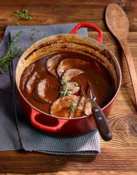 Rindsbraten Richtig Schmoren Rinderschmorbraten Rezept Schmorbraten Rezept Weihnachtsessen Rezepte Fleisch