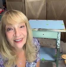 Roxanne Zavala's Instagram, Twitter & Facebook