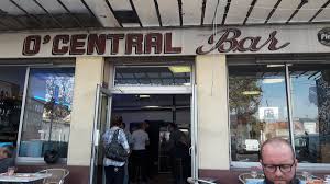 Le célèbre supporter de l'olympique de marseille, rené malleville, a annoncé sur twitter être malade. Rene Malleville A Twitter J Ai Rdv Avec Florentgermain De Rmc Dans Ce Bar Un Vrai Bar Marseillais J Adore