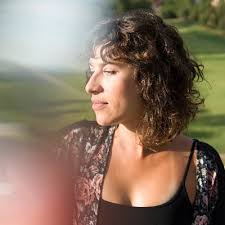 Lena Maciel (@tudodepapel)