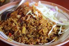 Nasi goreng juga termasuk resep daging kambing yang populer dan mudah dibuat. Resep Nasi Goreng Kambing Sederhana Tapi Enak