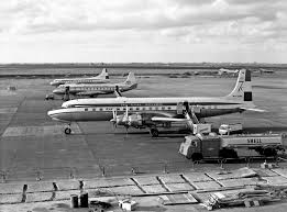 Post Card Klm Schiphol Douglas Dc 6 1960 Vliegtuig Luchtvaart Nederland
