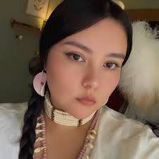 Sonia Hill (@oceanhill_)