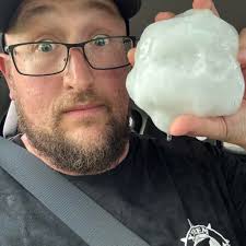 Ivan Demidov dans ses nouvelles couleurs! 😮‍💨 Quelles sont tes attentes  envers lui d'ici la fin de la saison? 👀