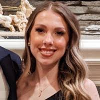 Carley Richardson's Instagram, Twitter & Facebook