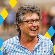 Paula Line's Instagram, Twitter & Facebook