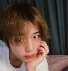 He is currently active as a member of wanna one. Singer And Actor Park Jihoon Celebrated His 400th Day Since His Solo Debut