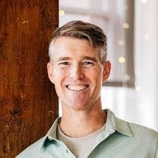 Kerry Stern's Instagram, Twitter & Facebook