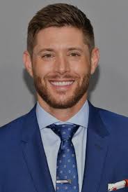 Modified my desk 🖤