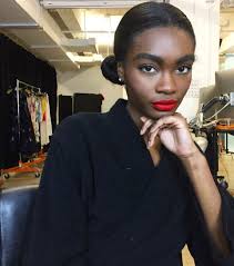 À vapoter avec du matériel de vapotage. Mac Cosmetics Ruby Woo Lipstick On Dark Skin Red Lipstick On Dark Skin Lipstick On Dark Skin Kaylaclrk Lipstick For Dark Skin Brown Skin Dark Nails