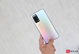 Realme Q3 Pro carnival version ...