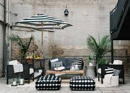 Diy outdoor daybed kitsune pronunciation key. Budget Outdoor Lounge Agony Help Mallory Choose A Design Plan Emily Henderson Bloglovin