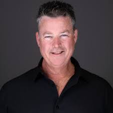 Todd Medeiros's Instagram, Twitter & Facebook