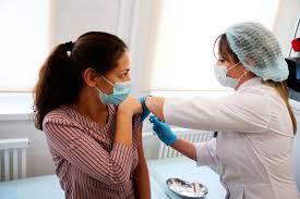 Vatandaşlar ilk aşı tarihinden 28 gün sonra ikinci randevuyu alarak aşı olabiliyor. 4 Doz Asi Randevulari Iptal Mi Edildi 4 Doz Asi Ne Zaman Ve Kimlere Yapilacak