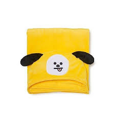 韓国雑貨 bt21公式グッズ コスプレできちゃうブランケット shooky 防弾少年団 かわいい bts bt21 2924 韓国音楽専門ソウルライフレコード 通販 yahoo ショッピング マント ひざ掛け 韓国 お土産