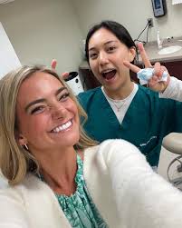 𝘓𝘪𝘧𝘦 𝘋𝘦𝘯𝘵𝘢𝘭 𝘎𝘳𝘰𝘶𝘱 𝘙𝘦𝘤𝘳𝘶𝘪𝘵𝘪𝘯𝘨